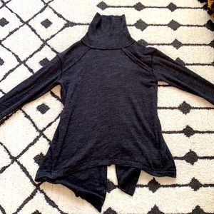 Free People gray Turtleneck